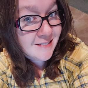Meet your Posher, Katelyn